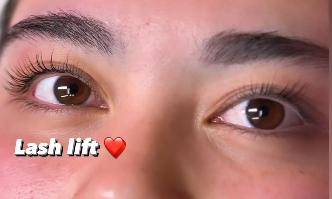 Up to 19% Off on False Eyelash Application at Bb Lash Studios 23