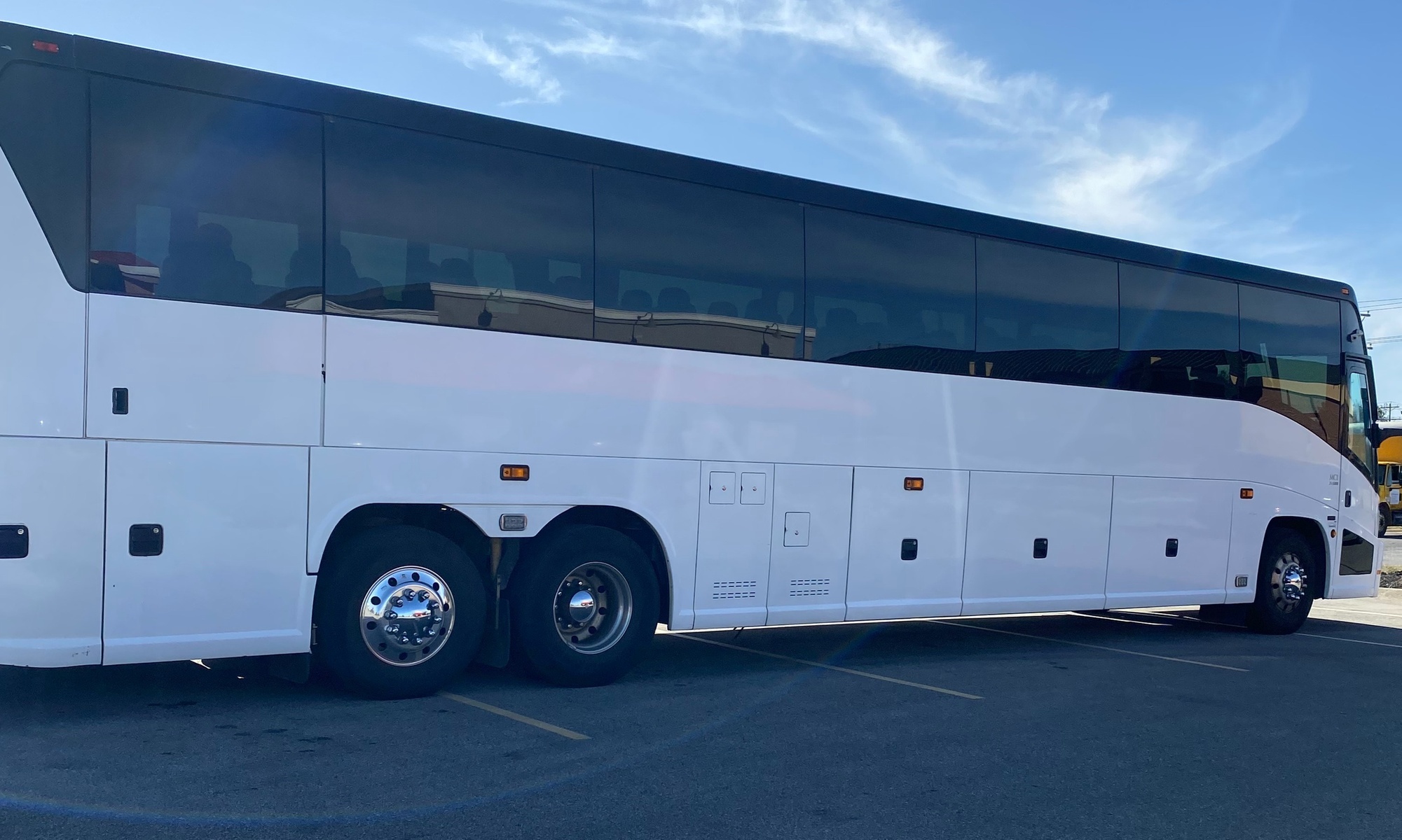 Up to 35% Off on Airport Shared Rides at Cheap bus tickets - Primary Image
