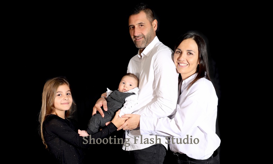 Image 1: Shooting photo famille studio à Marseille ou au Lavandou et alentours