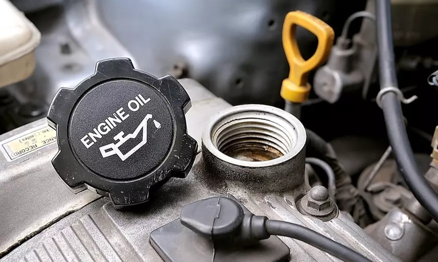 Get Your Car Running Smoothly with a Full or Blend Oil Change