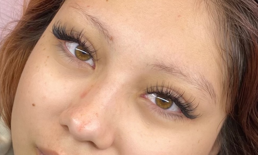 Image 2: Lash Perfection: Full Sets & Fills