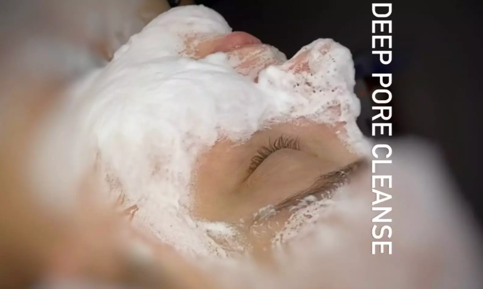 Up to 50% Off on Anti-Aging Facial at Emesty - Primary Image