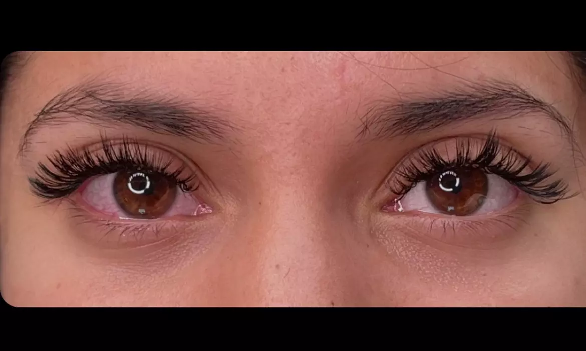 Up to 20% Off on Eyelash Extensions at All Things Beauty By Lou - Primary Image