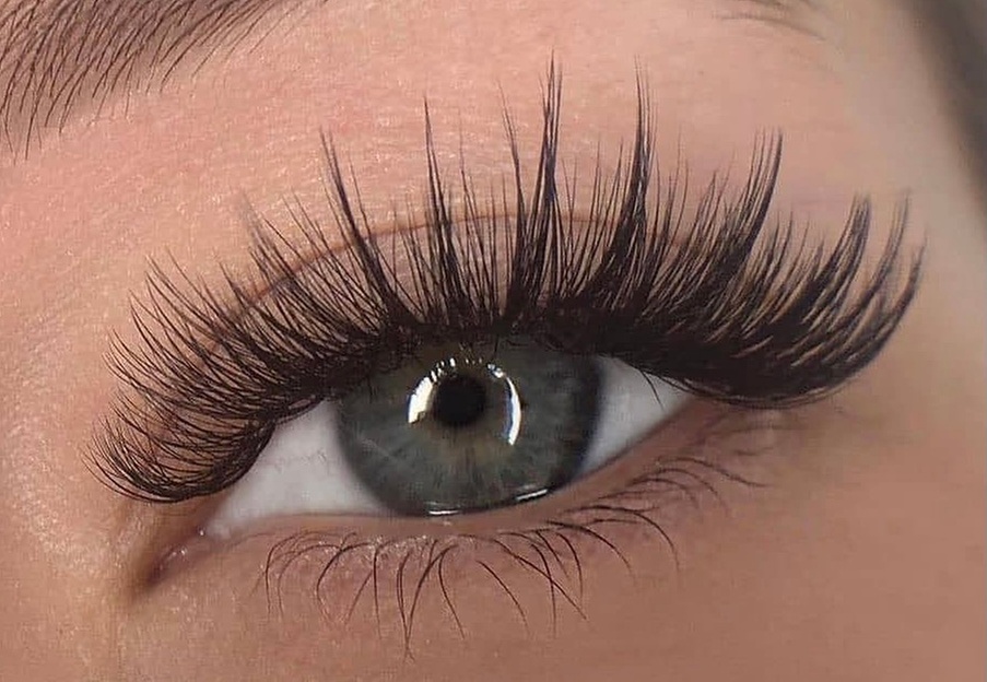 Get Full Set of Eyelash Extensions Any Style or Freign Fill.