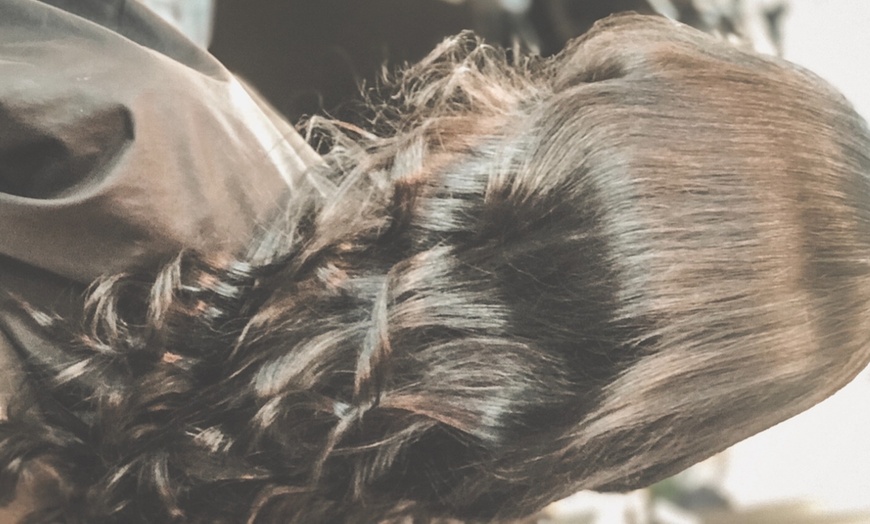 Image 6: Up to 46% Off on Salon - Hair Color / Highlights