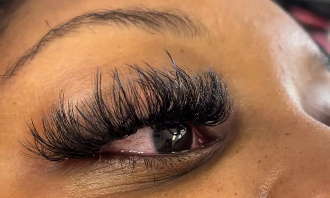 Explore Classic, Hybrid, or Volume Eyelash Extensions