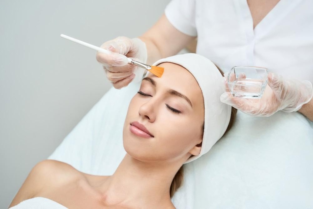 Youthful Radiance Chemical Peel for Rejuvenated Skin