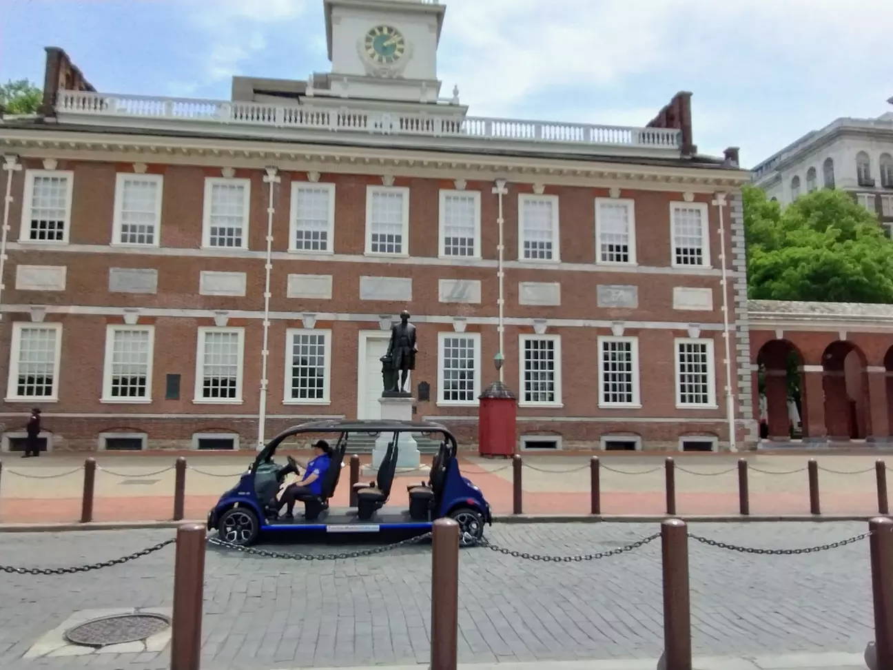 Up to 19% Off on Guided Tour at Franklin Mobile Tours 
