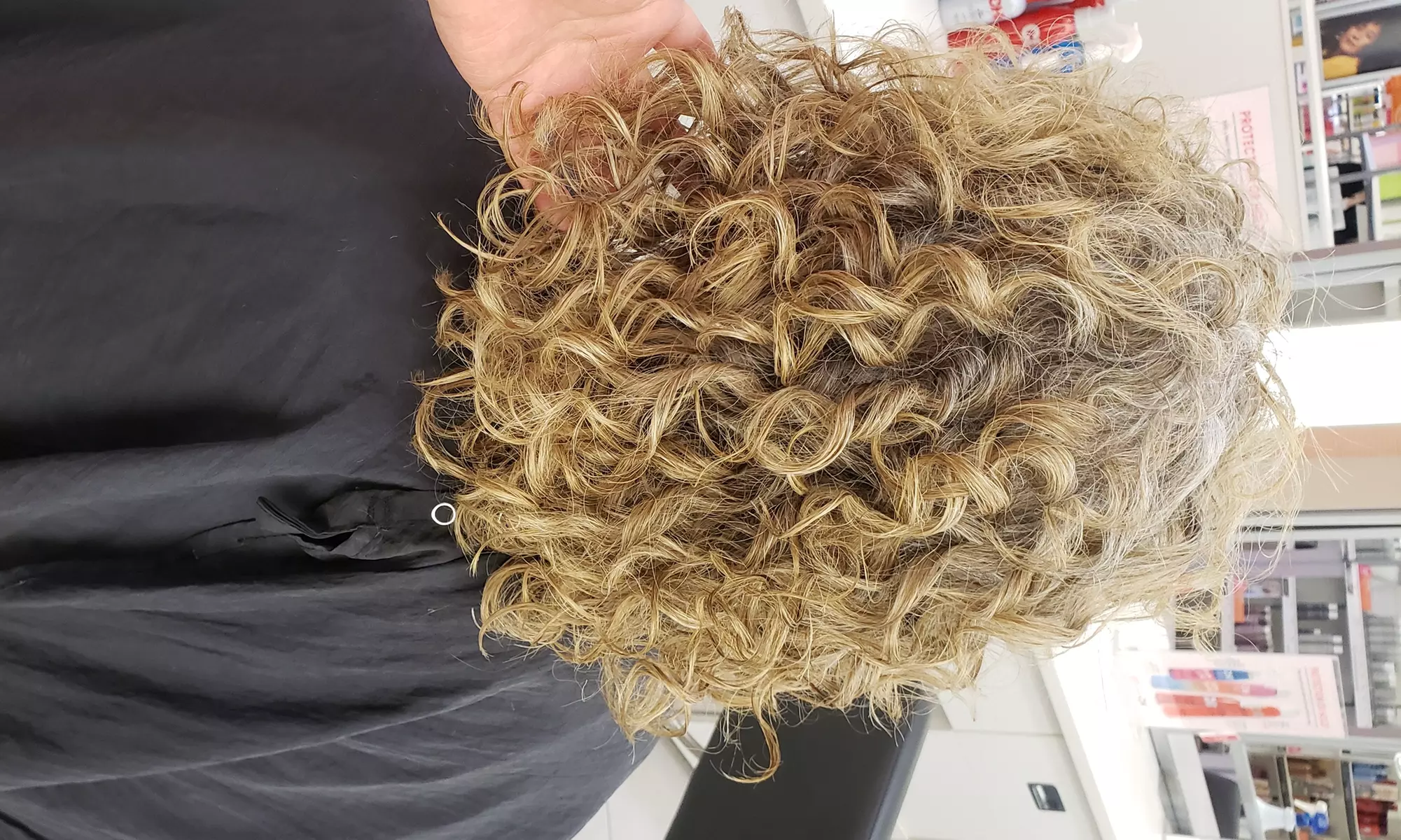 Up to 40% Off on Women's Haircut with Deep Moisture or Highlights - Second Medium