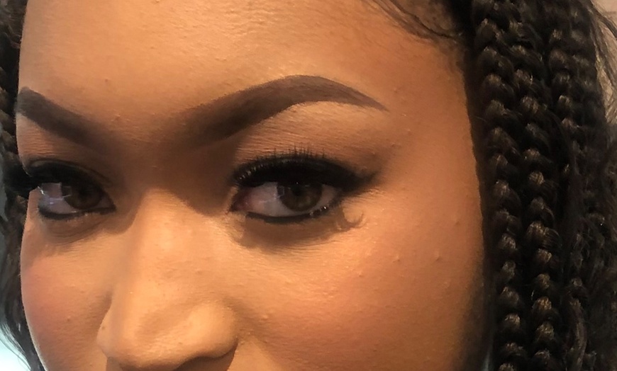 Image 8: Transform Your Look: Unleash Glam with Makeup Magic!