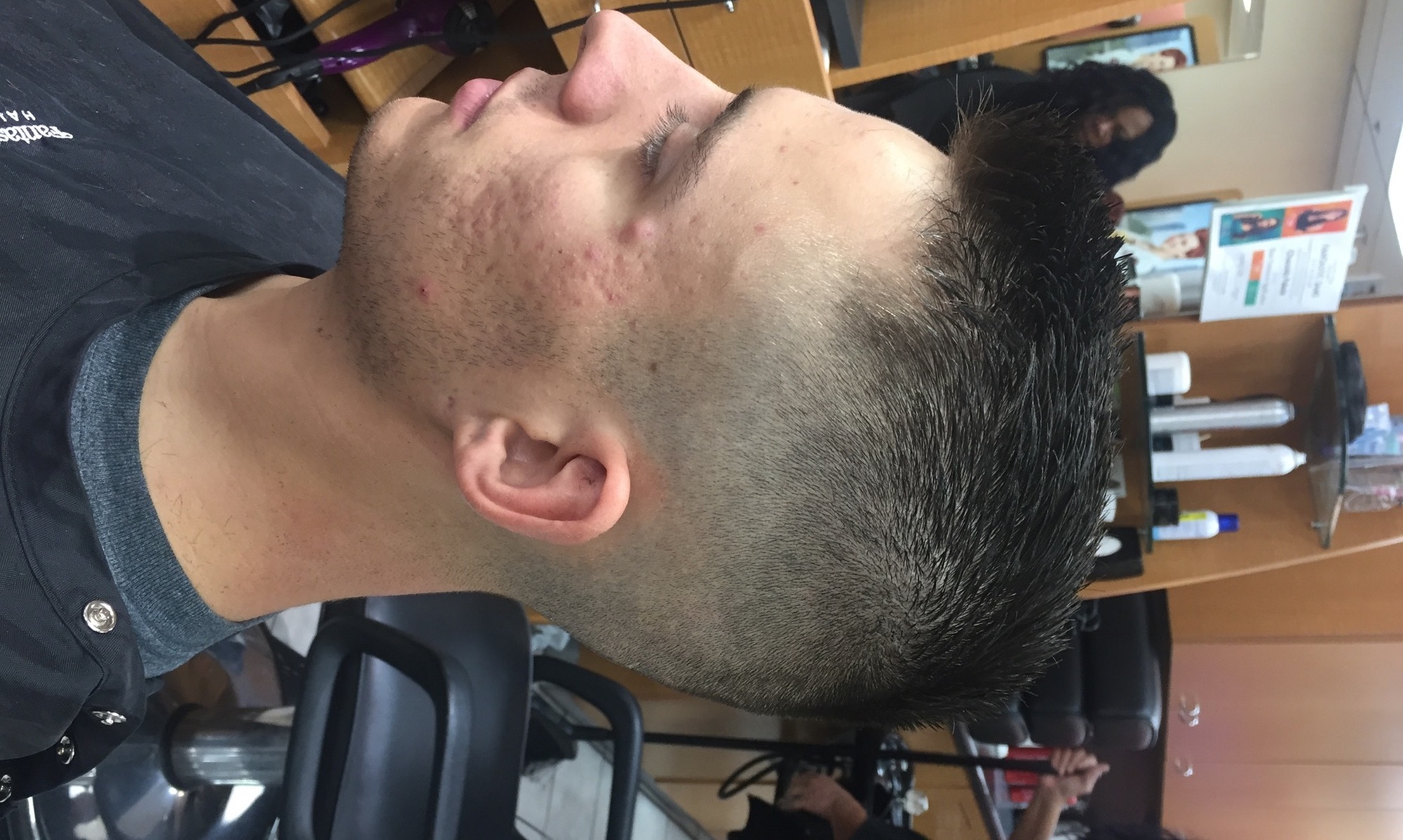 Men's Haircut, Scalp Massage & Style in Under 30 Minutes