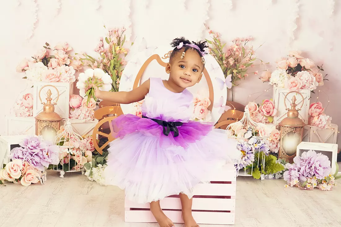 Capture Special Moments with a 15 or 30-Minute In-Studio Session