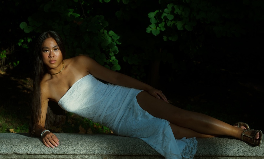 Image 8: Sesión de fotografía: retrato individual, pareja o amigos  