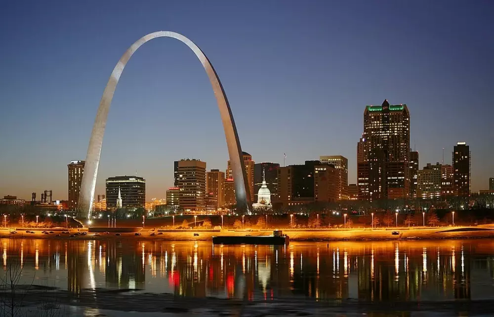 Explore St. Louis with a thrilling scavenger hunt adventure