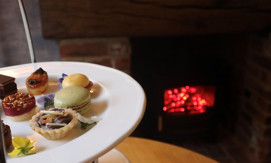 Image 6: Learn About The George Hotel's History & Savour Afternoon Tea