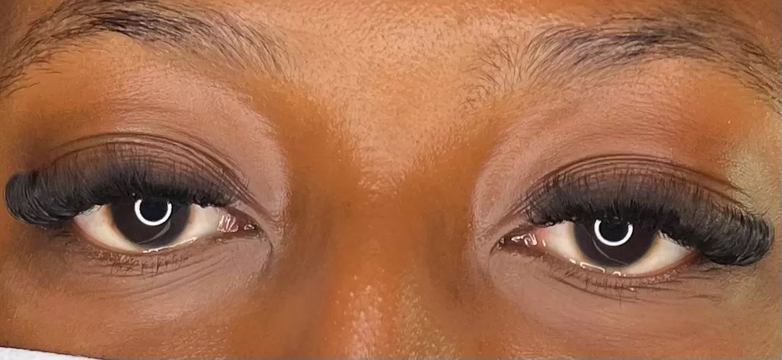 Up to 37% Off on Eyelash Extensions at Lux Beauty Esthétiques