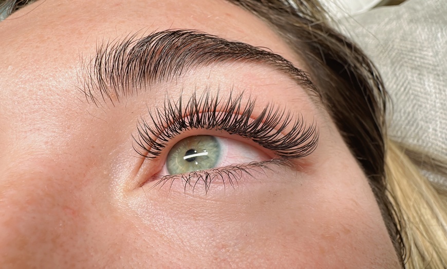 Image 1: Gorgeous Eyelash Extensions for Every Style