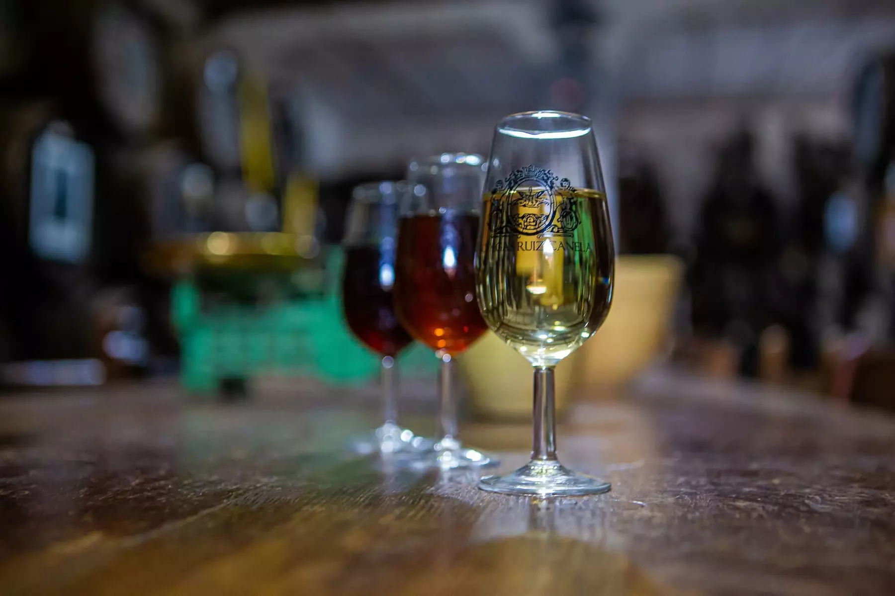 Visita a la bodega con cata de vinos y maridaje para 2 o 4 personas con hasta 54%de descuento