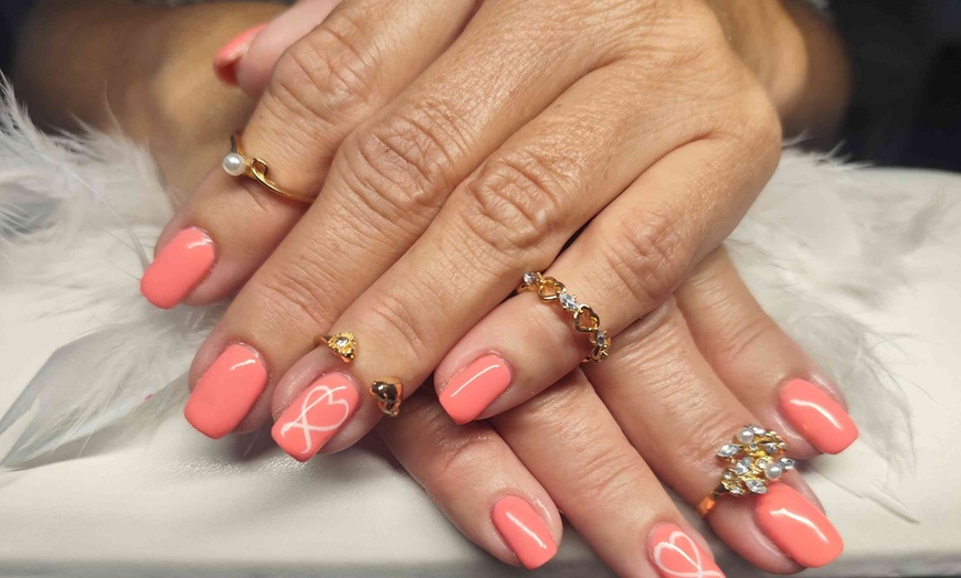 Image 4: Up to 67% Off on Mani-Pedi - Shellac/No-Chip/Gel Classy Claws