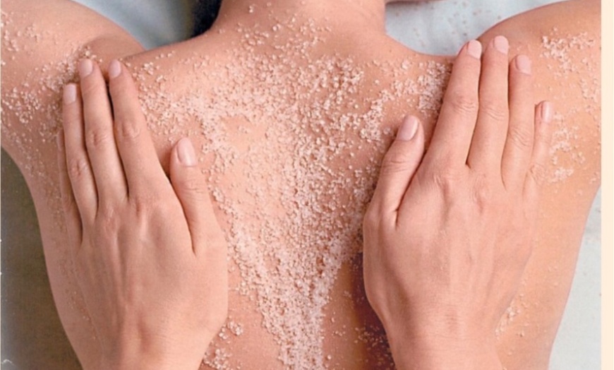 Image 3: Get a 50, or 80 Min Himalayan Salt stone massage w/without Back Scrub