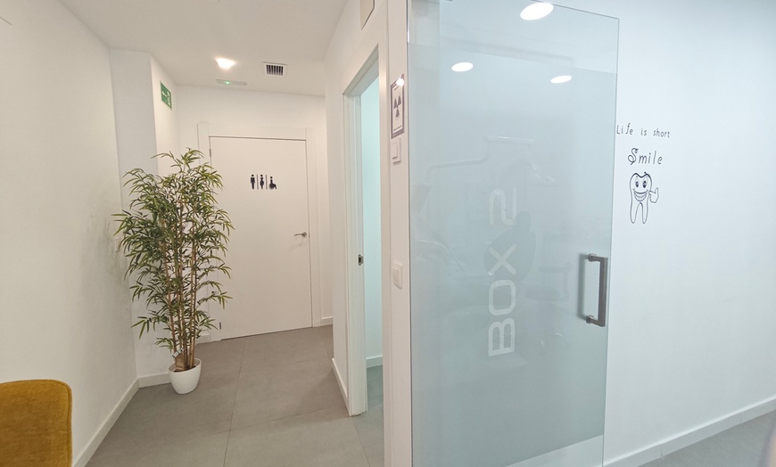 Image 3: Hasta 67% de dto. en Limpieza dental en J & N DENT