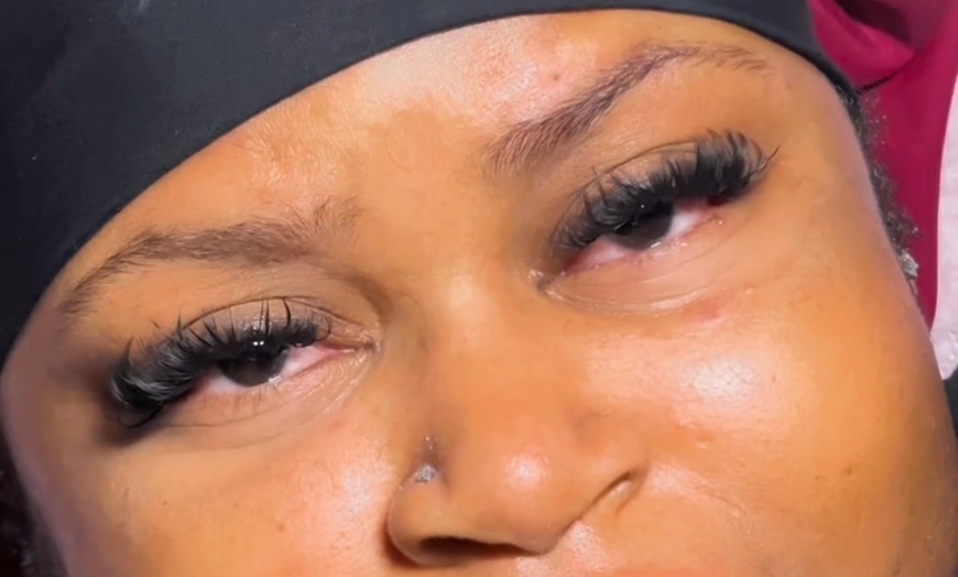 Image 4: Up to 64% Off on Eyelash Extensions at MINKOA Beauty