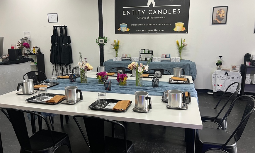 Image 2: Hands-on Candle Making Experience for 4 or 8 People in Seattle
