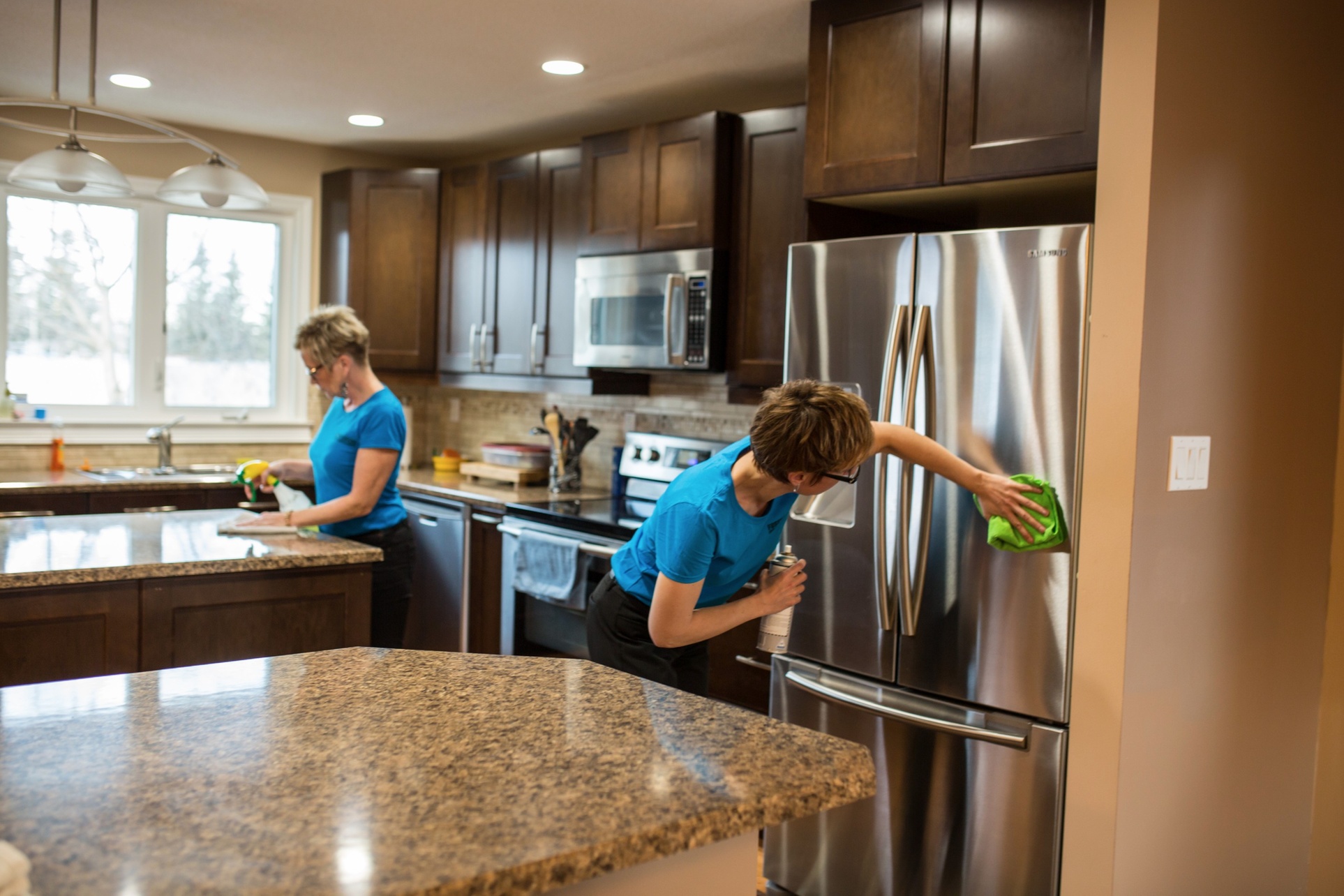 House Cleaning Services Near Me - Cleaning Deals Nearby | Groupon