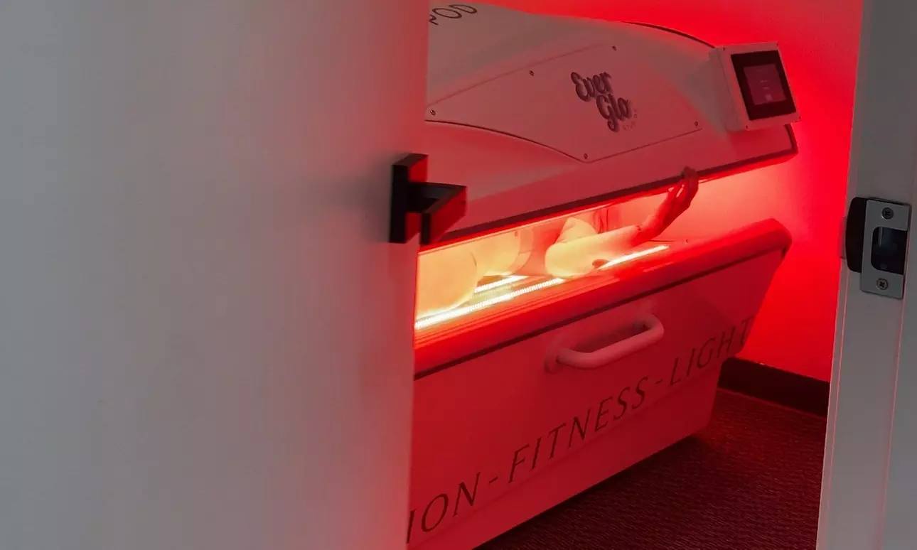 Experience Infrared Therapy with Customizable Sessions