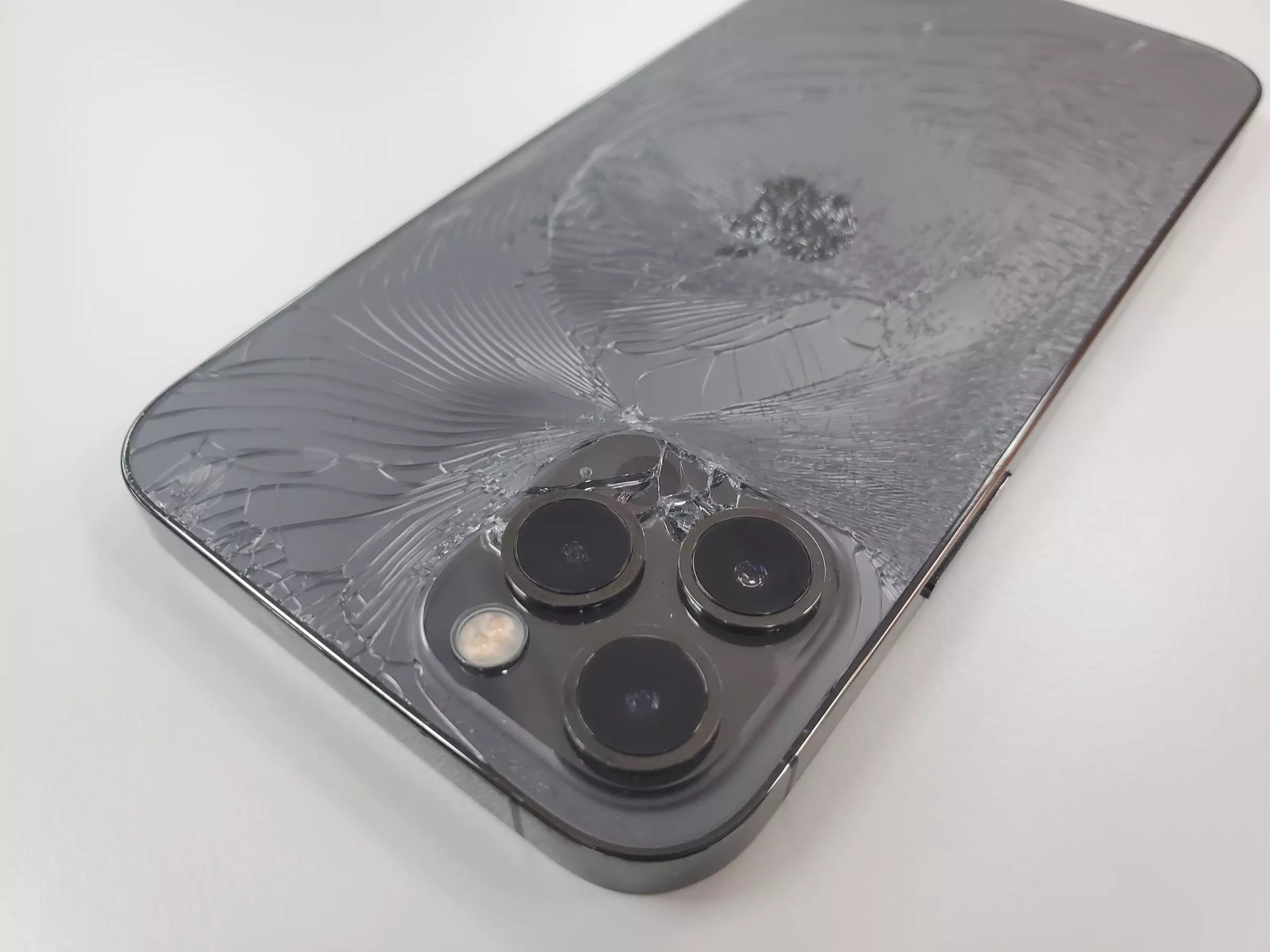 Up to 35% Off on On Location Cell Phone Repair at Wow Wireless Cell Phone Repair - Primary Image