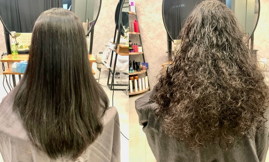 Image 7: Achieve Sleek, Straight Hair With Japanese Chemical Straightening