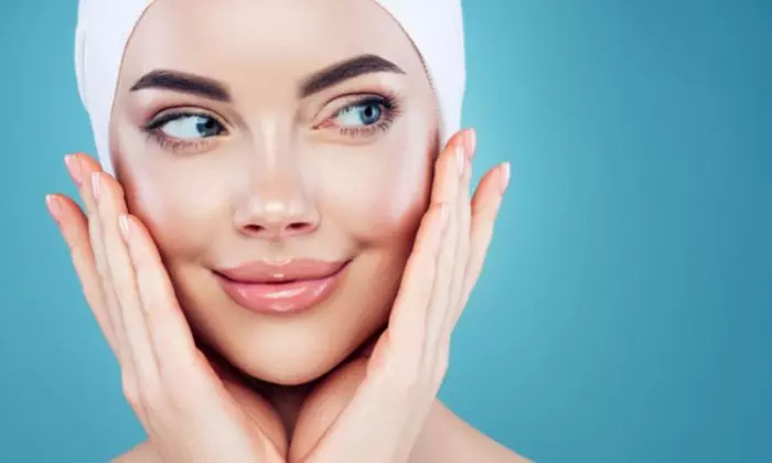 SkintologyRx offers up to 41% off on Dermaplaning with Celuma LED Light Therapy or Customized Hydrojelly Mask. - Primary Image
