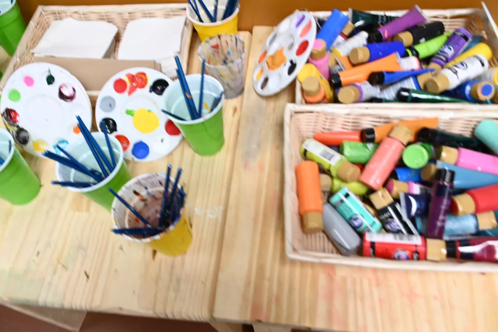 Puff and paint for groups of two or four in a tranquil garden