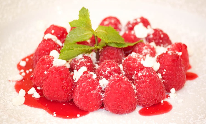 Image 6: Menu pour 2 personnes à l'Auberge Fleurie