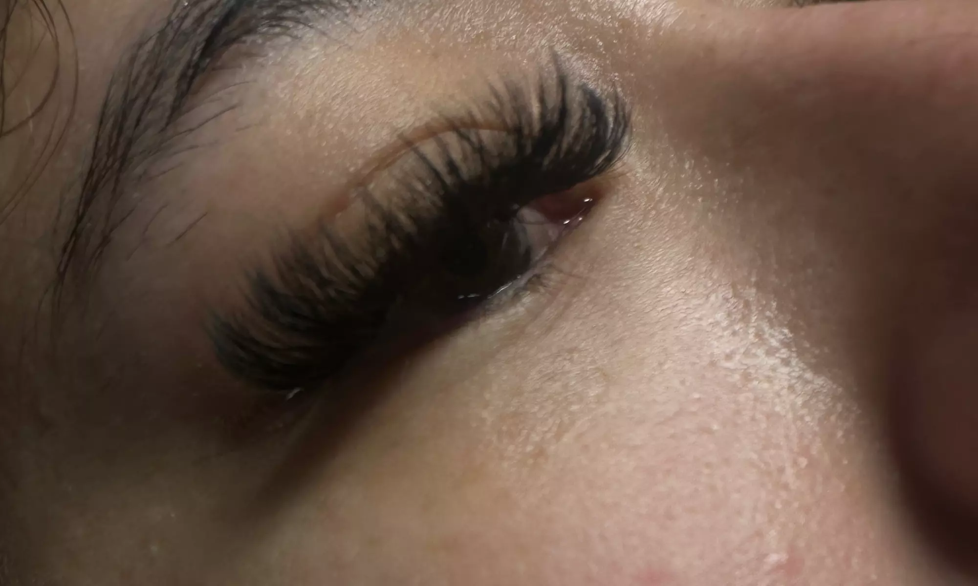 Classic, Hybrid, Volume, or Mega Full Set of Eyelash Extensions