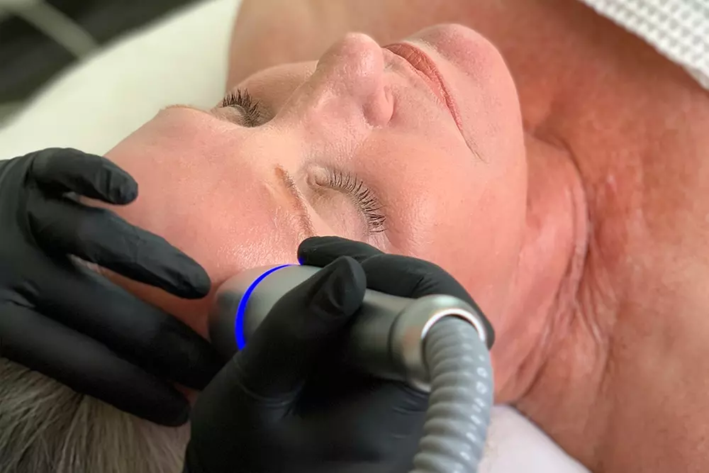 Up to 40% Off on Ultrasonic Fat Reduction at Club Recharge