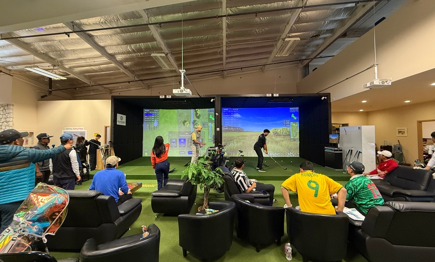 Image 2: Up to 63% Off on Indoor Golf at Golfersbz