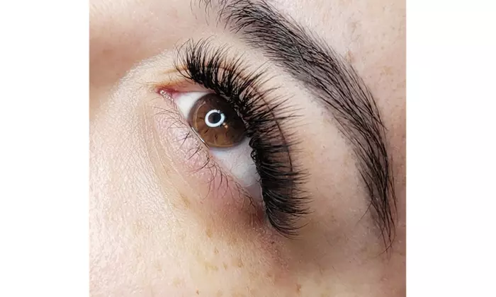 Up to 31% Off on Classic or Hybrid Full Set of Eyelash Extensions at Oceaneyes by esther - Primary Image
