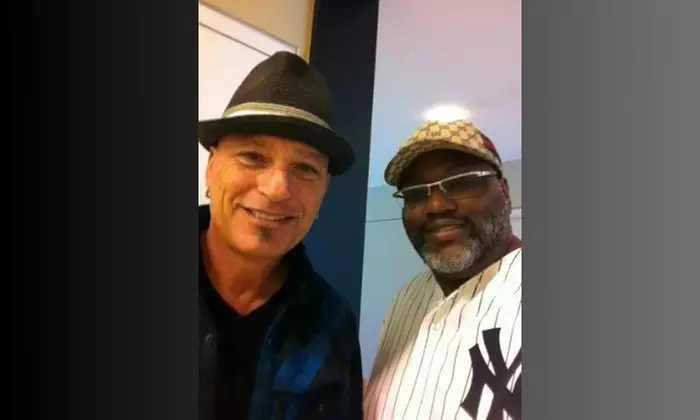 2 Weeks of Online Daily Vocal or 1 Week of JD Lawrence Improv Workshop