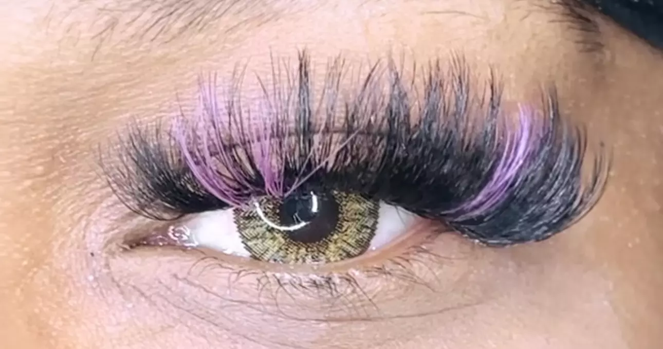 Get stunning eyelash extensions at Classetslv. Choose from Classic, Hybrid, Volume, or MegaVolume options with up to 64% off