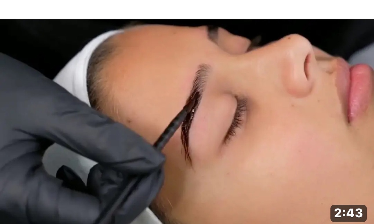 Up to 60% Off on Eyebrow Tinting at 912 Studio LLC