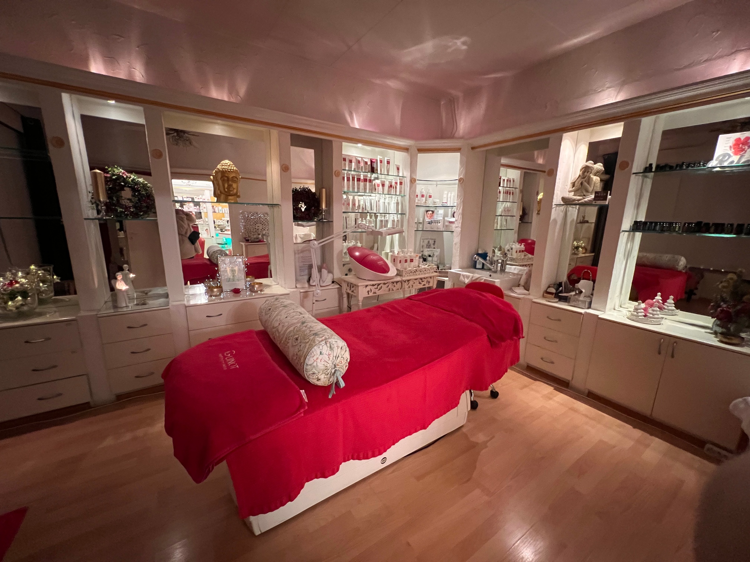 Bis zu 42% Rabatt auf den Kosmetische Gesichtsbehandlung bei Profi Beauty