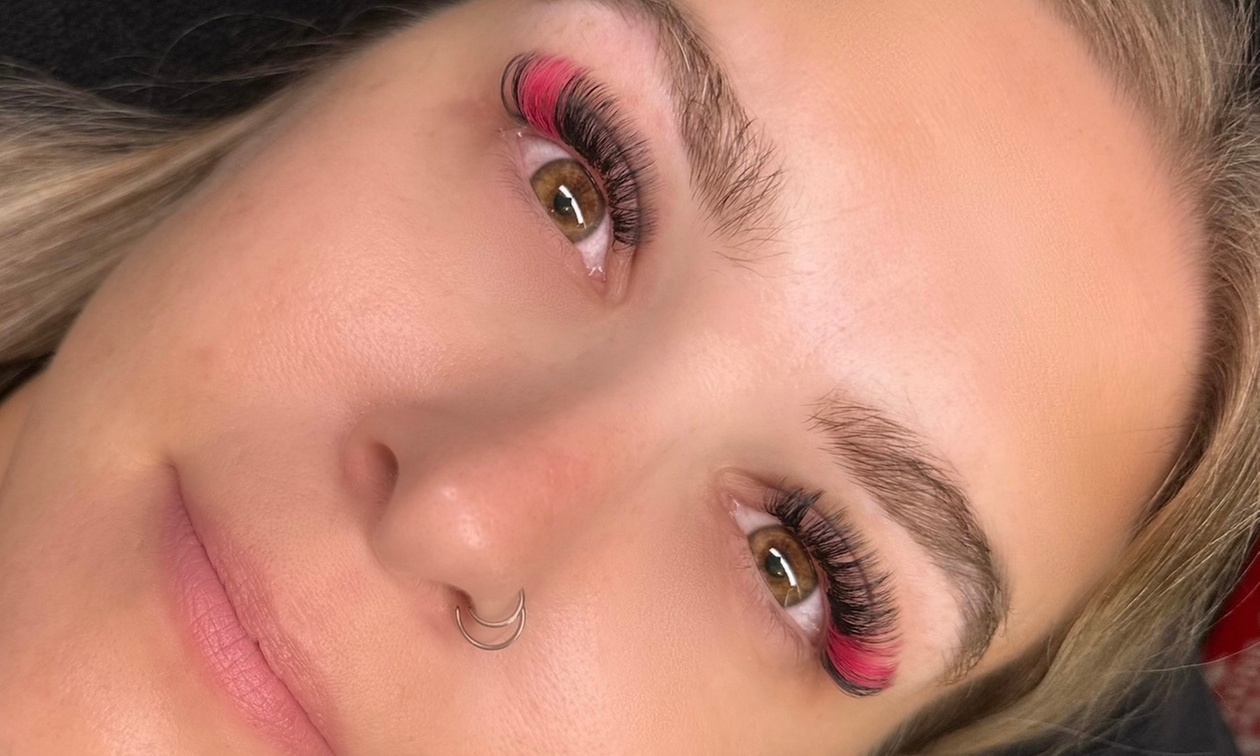 Up to 50% Off on Eyelash Extensions at Beauté by E