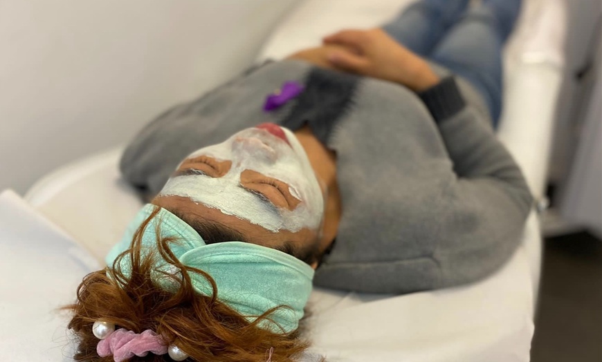 Image 4: Tratamiento facial en 5 o 7 pasos para una persona