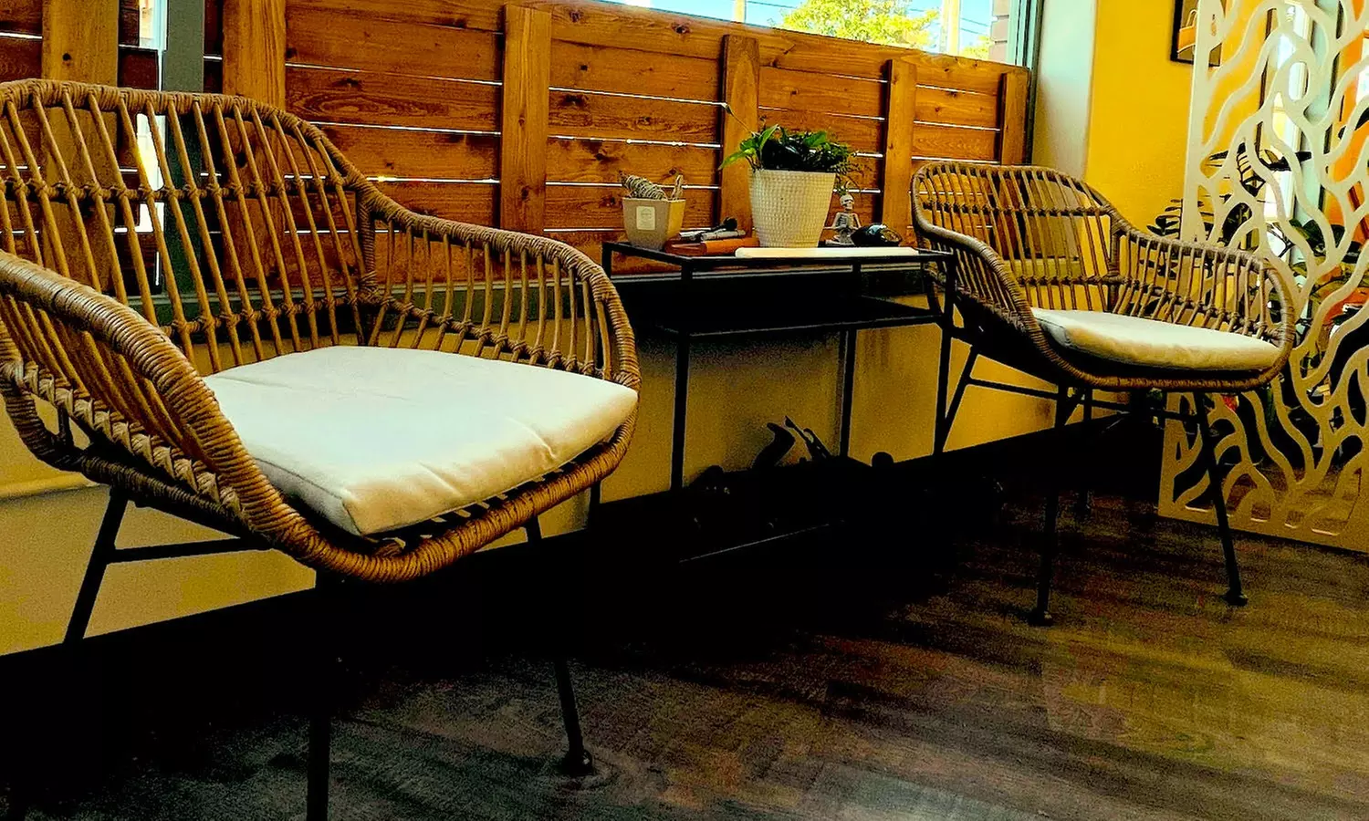 Enjoy a Coworking Day Pass or Monthly Membership