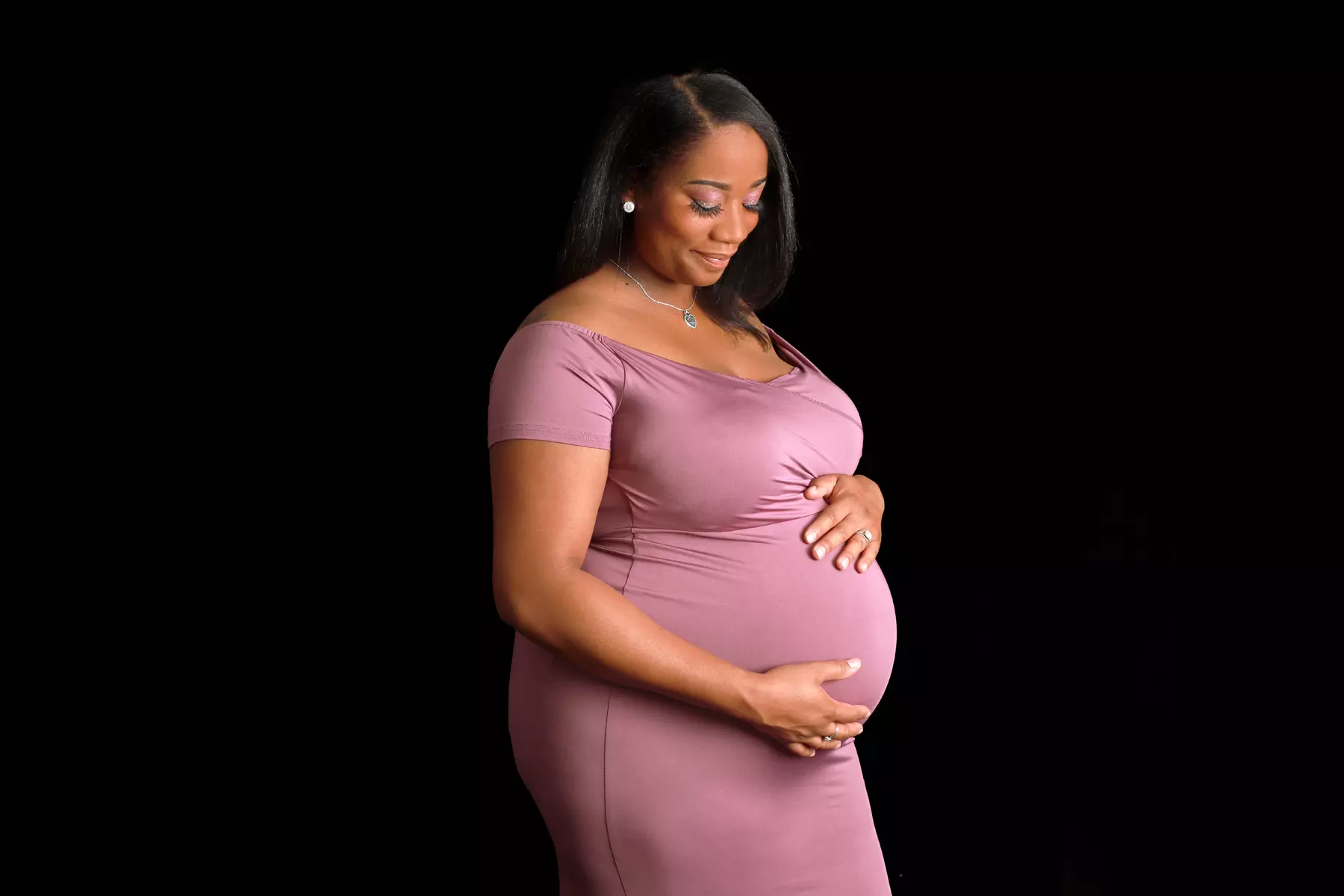 Capture special moments with a 30 or 60-minute studio photo shoot