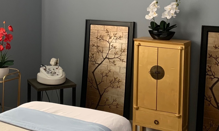 Image 5: Experience Zenity Spa's Facial Packages for Acne or Anti-Aging with up to 36% off. A rejuvenating blend of therapies awaits.