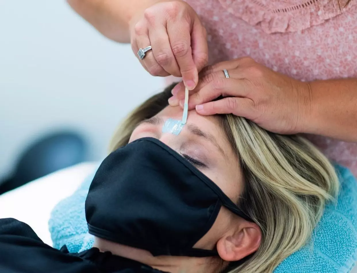 Up to 42% Off on Spa/Salon Beauty Treatments (Services) at oomph Salon - Primary Image