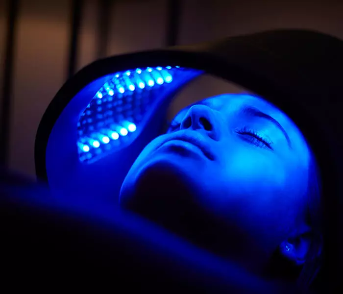 Up to 50% Off on Infrared Therapy at UK Aesthetics Lounge