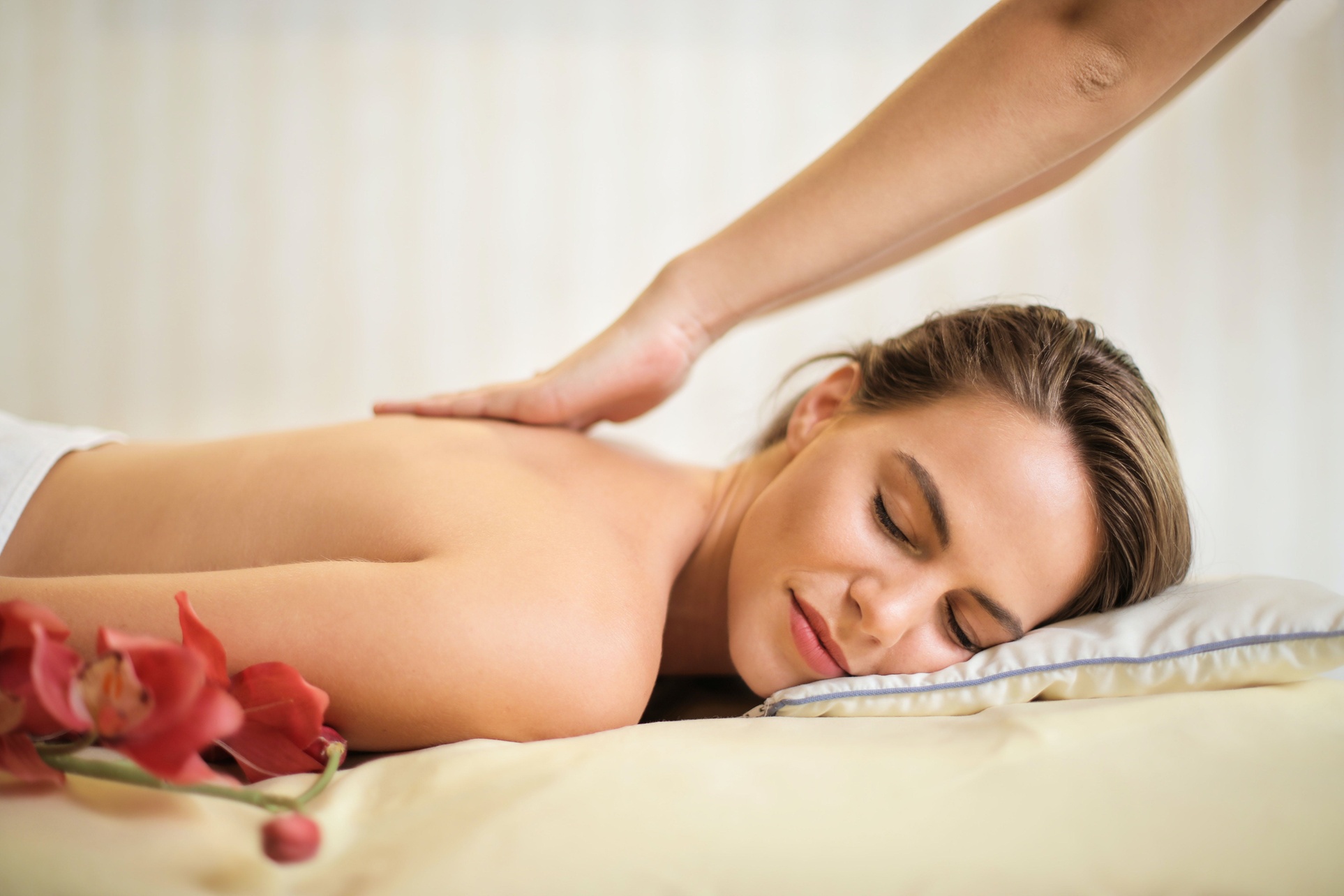 Relax with a 60-Minute Swedish or Foot Reflexology Massage